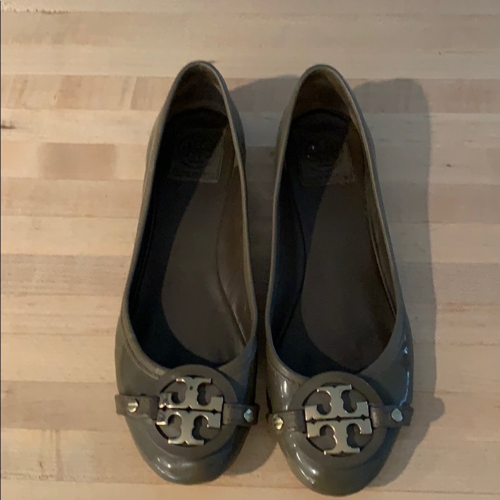 Tory Burch Chelsea flat